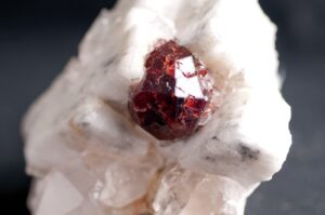 What Garnet Stones Can Teach Us